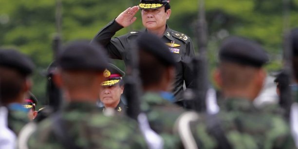 Le chef de la junte nommé Premier ministre en Thaïlande[reuters.com]
