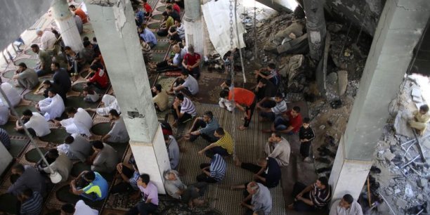 Un convoi du Pam a pu pénètrer dans la bande de Gaza via Rafah[reuters.com]