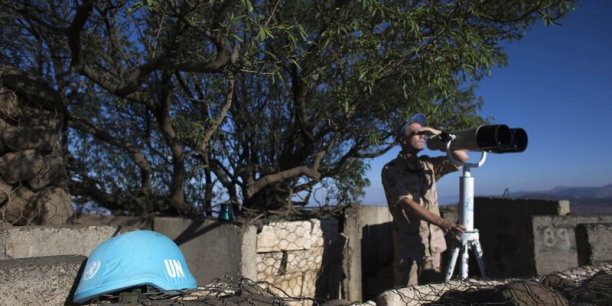 Des casques bleus détenus par un groupe armé dans le Golan[reuters.com]