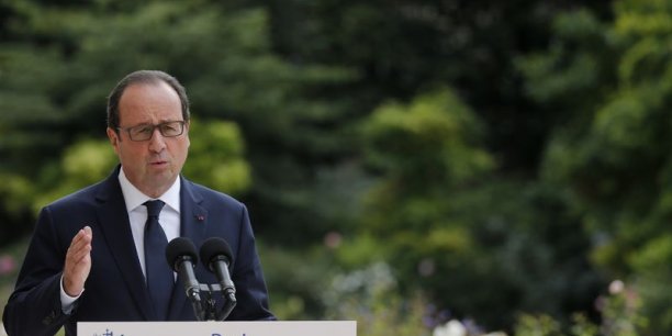 L'UE va augmenter les sanctions contre Moscou, dit Hollande[reuters.com]