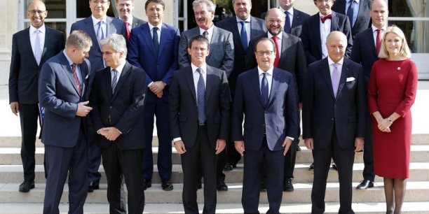 Hollande veut des sociaux-démocrates au centre du jeu européen[reuters.com]
