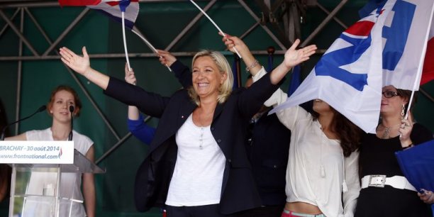 Valls II ne survivra pas à l'hiver, affirme Marine Le Pen[reuters.com]