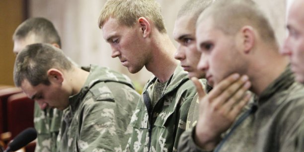 Echange de prisonniers militaires entre l'Ukraine et la Russie[reuters.com]