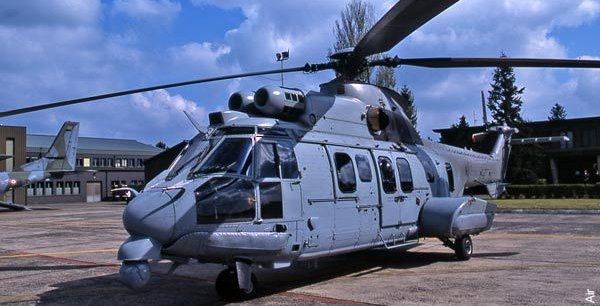 l'armée polonaise a véritablement découvert les qualités de l'EC725 présenté par Airbus Helicopters à Kielce en 2012