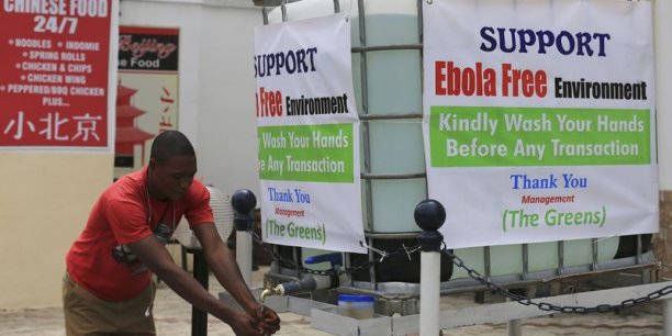 Ebola menace la stabilité des pays touchés, juge le CDC américain[reuters.com]