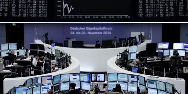 Les Bourses européennes creusent leurs pertes à la mi-séance[reuters.com]