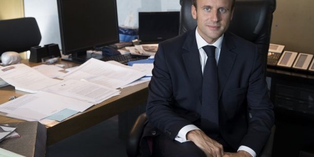Macron veut déminer la réforme des professions réglementées[reuters.com]