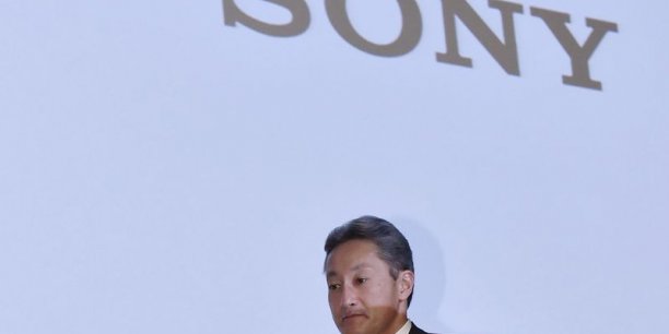 Sony de nouveau plombé par ses téléphones portables[reuters.com]