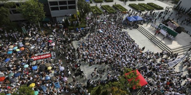 Les étudiants démocrates de Hong Kong boycottent les cours[reuters.com]