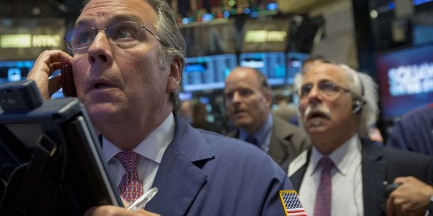 Wall Street ouvre en baisse[reuters.com]