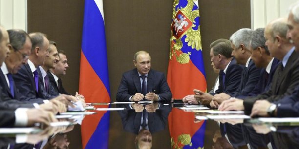 Vladimir Poutine ordonne un retrait de la frontière ukrainienne[reuters.com]