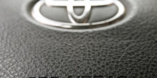 Toyota annonce un nouveau rappel lié aux airbags de Takata[reuters.com]