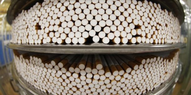 British American Tobacco constate un recul accéléré des ventes[reuters.com]
