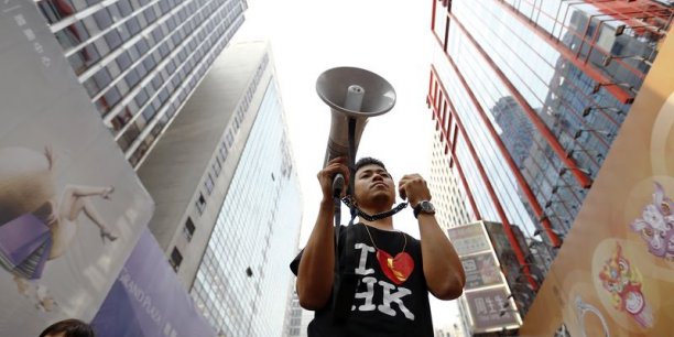 Les étudiants de Hong Kong vont voter sur la suite du mouvement[reuters.com]