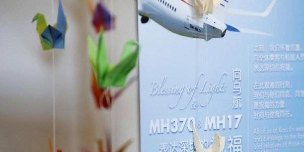 Des fils de passager du MH370 portent plainte contre la Malaysia[reuters.com]