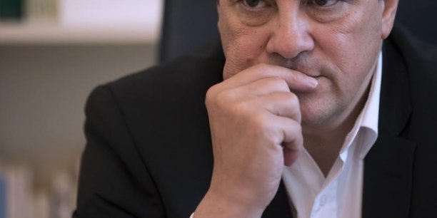 Jean-Christophe Cambadélis critique le projet de loi Macron[reuters.com]