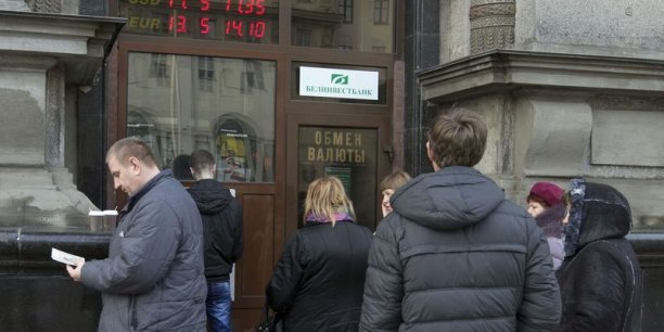 La Russie prépare un plan de soutien aux banques[reuters.com]