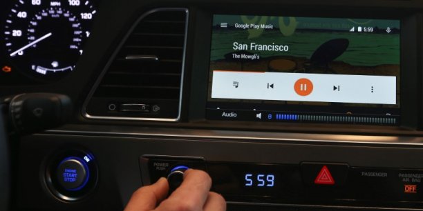 Le prochain android de google pourrait etre installe directement dans les voitures[reuters.com]