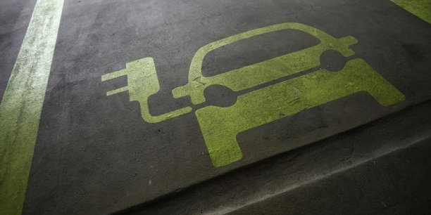 Audi veut lancer 2 vehicules electriques d'ici 2018-presse[reuters.com]
