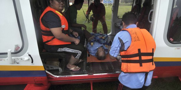 Inondations meurtrieeres en malaisie et en thailande[reuters.com]