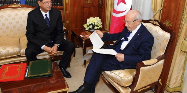 Nouvelles discussions pour former un gouvernement en tunisie[reuters.com]
