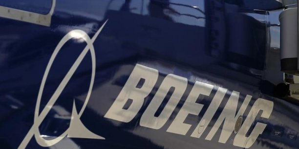 Boeing fait mieux que prevu au 4e trimestre[reuters.com]