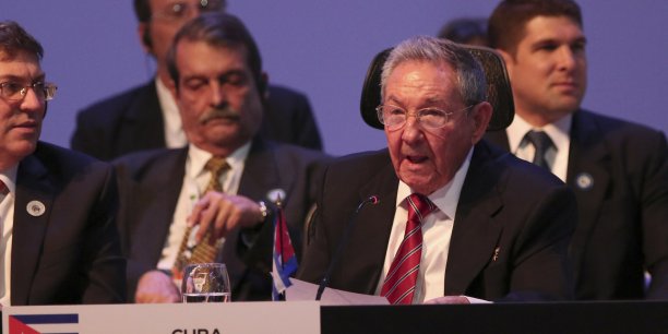 Raul castro invite barack obama a lever par decret l'embargo sur cuba[reuters.com]