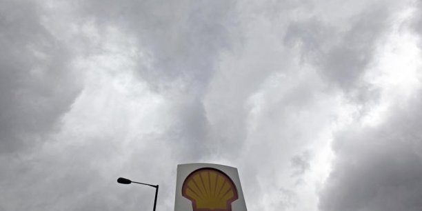 Shell annonce une baisse de ses investissements[reuters.com]