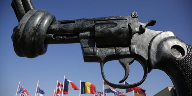 Apres les attentats, le memorial de caen annule les rencontres internationales du dessin de presse [reuters.com]