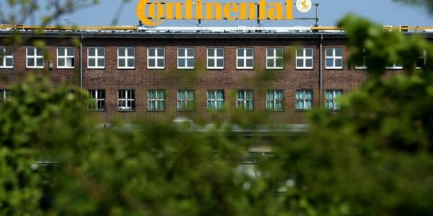 Continental revoit en hausse sa prevision de chiffre d’affaires 2015 [reuters.com]