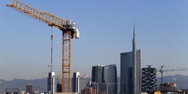 Confirmation de la stagnation de l’economie italienne au 4e trimestre 2014[reuters.com]