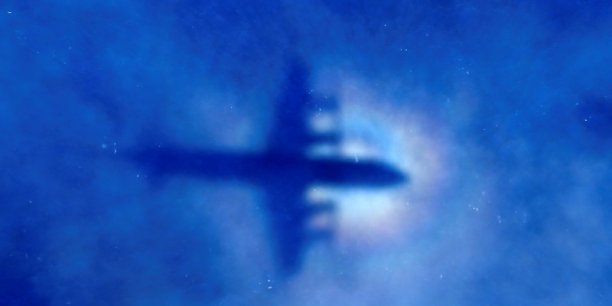 Le mystere du vol mh370, un an de recherches et un an de rumeurs[reuters.com]