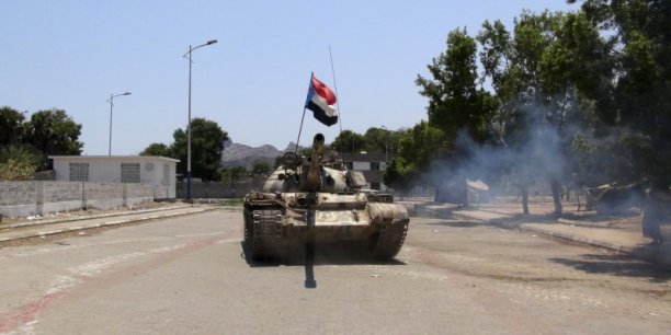 Des dizaines de diplomates evacues d'aden, dans le sud du yemen[reuters.com]