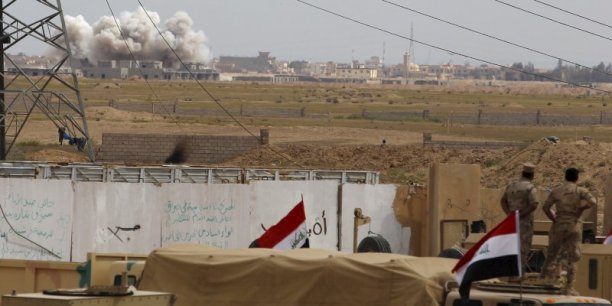 Combats entre l’armee irakienne et l’etat islamique dans la ville de tikrit[reuters.com]