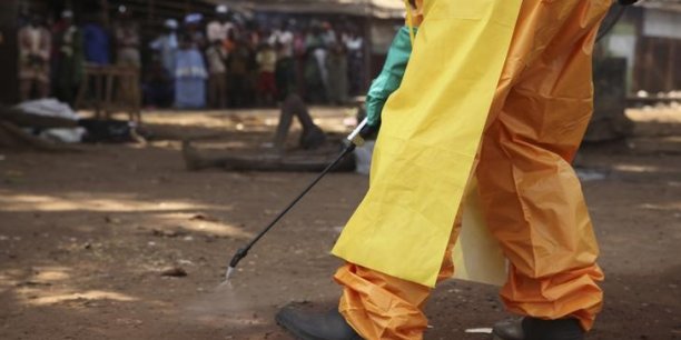 Nouvelles mesures d'urgence contre ebola en guinee[reuters.com]