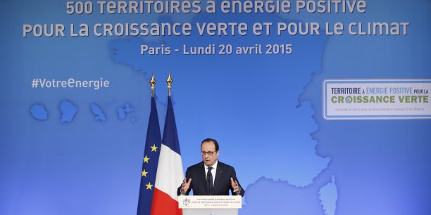 Hollande parle d'obstacles en vue d'un accord mondial sur le climat[reuters.com]