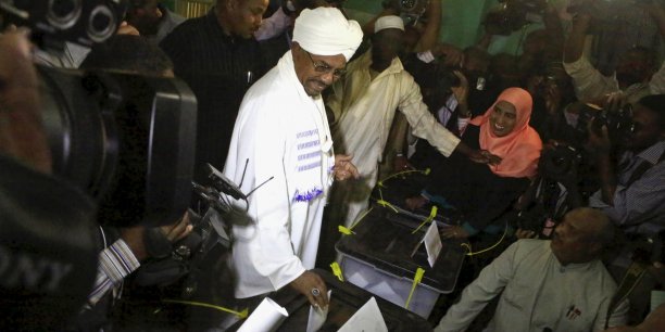 Le president omar hassan al bachir reelu avec 94,5% des suffrages au soudan[reuters.com]