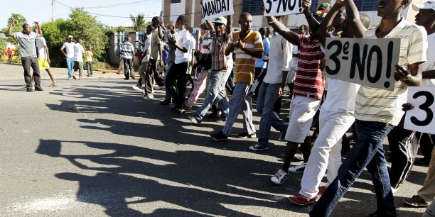 Troisieme jour de manifestations au burundi[reuters.com]
