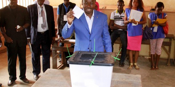 Le president sortant faure gnassingbe reelu au togo[reuters.com]