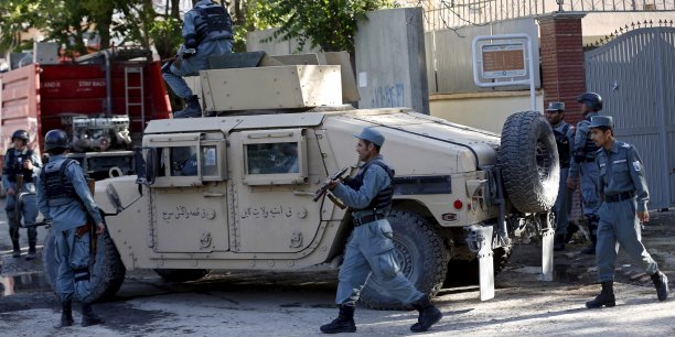 Un hotel de kaboul attaque par les taliban[reuters.com]