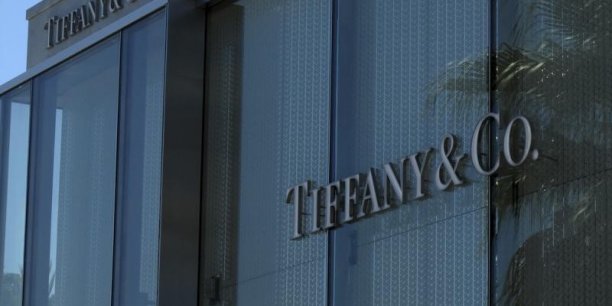 Tiffany depasse les previsions[reuters.com]