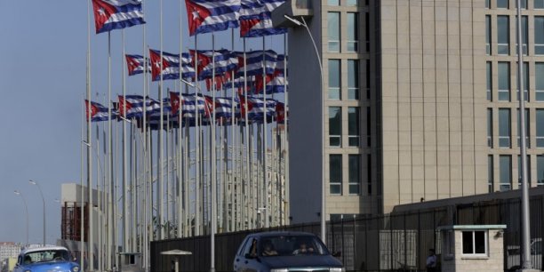 Les etats-unis retablissent des relations diplomatiques avec cuba[reuters.com]