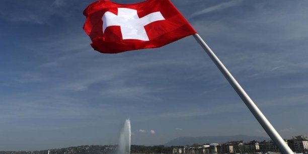 La grece propose une amnistie fiscale sur les avoirs en suisse[reuters.com]