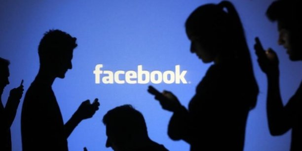 Facebook porte par les revenus publicitaires sur les mobiles au 2e trimestre[reuters.com]