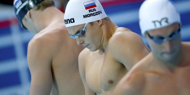 Gilot et stravius en demies du 100m nage libre[reuters.com]