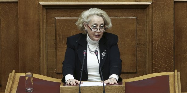 Un premier ministre de transition nomme en grece[reuters.com]