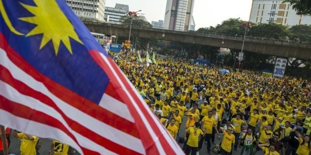 Des milliers de manifestants contre le premier ministre malaisien[reuters.com]