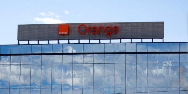 Orange envisage d'introduire en bourse sa filiale espagnole[reuters.com]