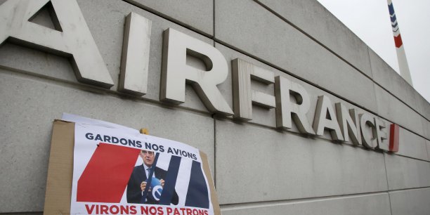Air france compte supprimer 2.900 postes[reuters.com]