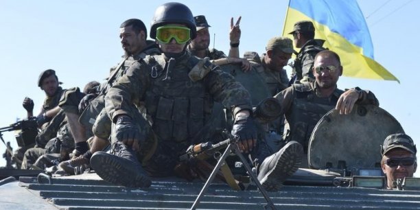 L'ukraine entame le retrait d'armes dans l'est [reuters.com]